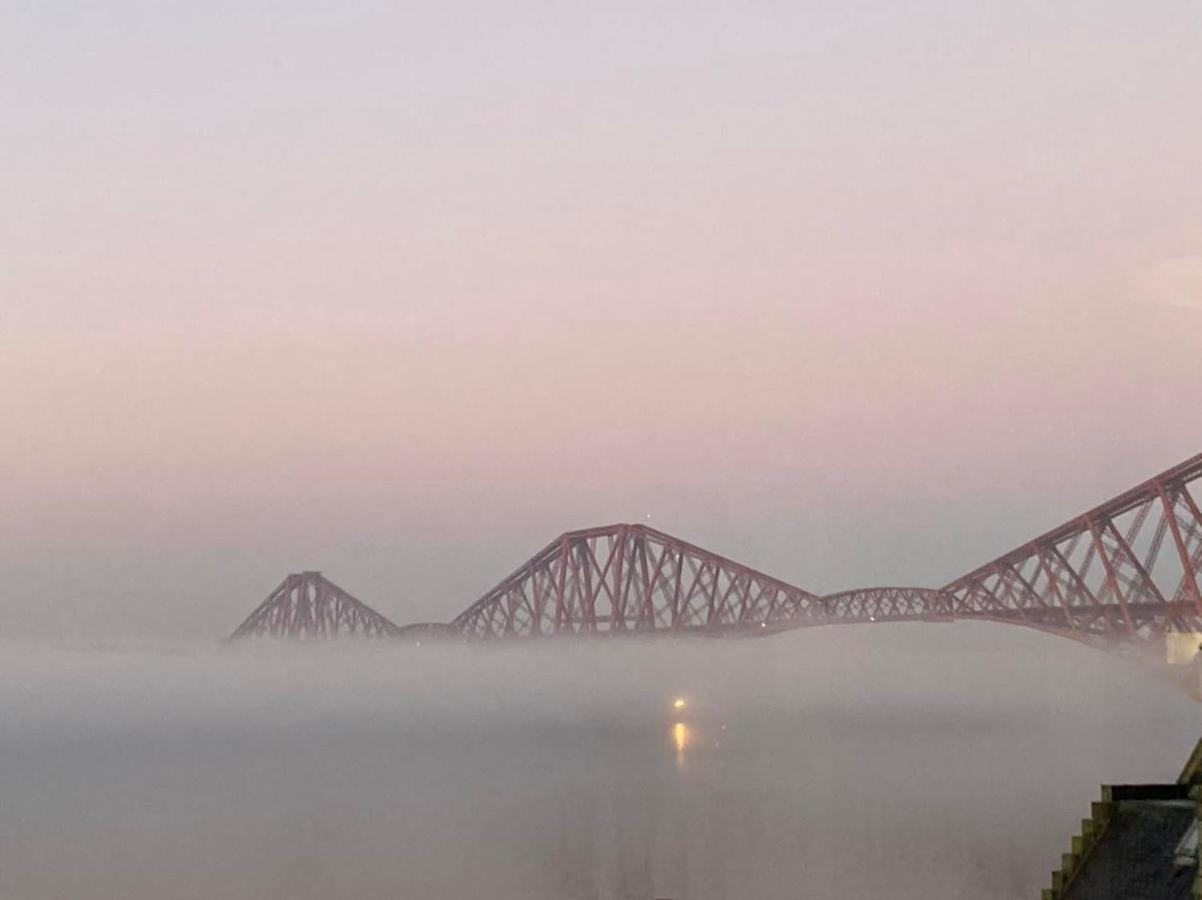 Forth Reflections Self Catering South Queensferry Exteriör bild