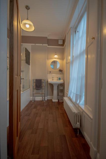 Forth Reflections Self Catering South Queensferry Exteriör bild