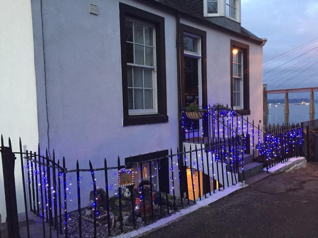Forth Reflections Self Catering South Queensferry Exteriör bild