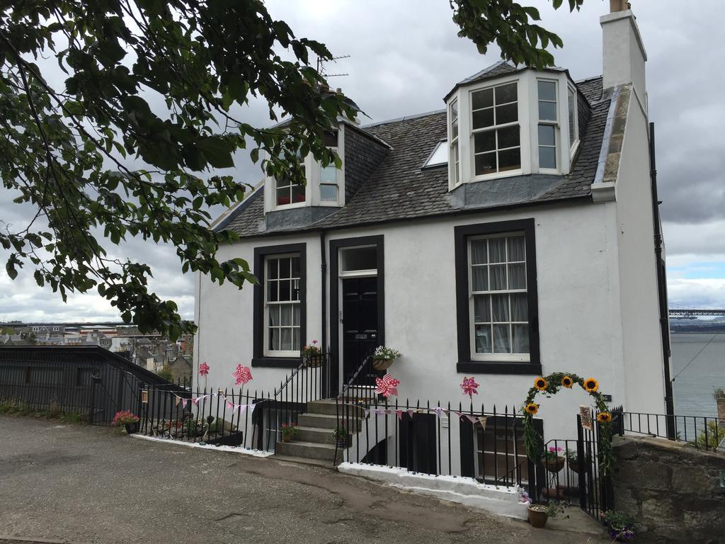 Forth Reflections Self Catering South Queensferry Exteriör bild